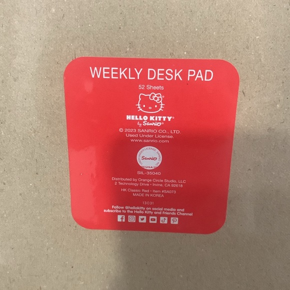 Sanrio Hello Kitty Red My Week 52 Sheet Weekly Calendar Desk Pad - Picture 8 of 9